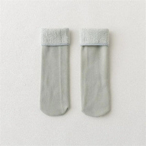 Conforto aconchegante: Meias de pelúcia sólidas e casuais para calor e estilo