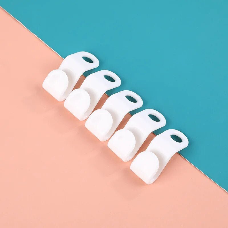 Maximizar o espaço do armário com ganchos de ligação para cabides - Innovoda