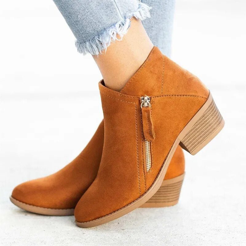 Bota de salto baixo para mulher - O estilo encontra o conforto - Innovoda